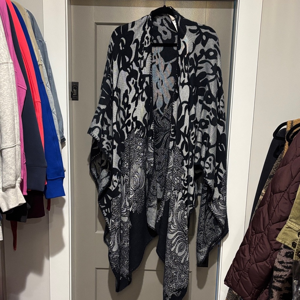 Chicos Floral Cape